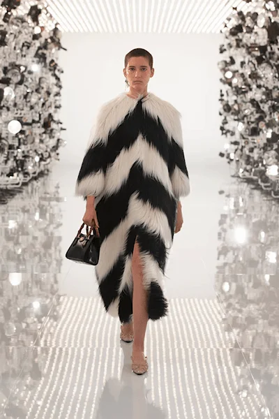 Look 38